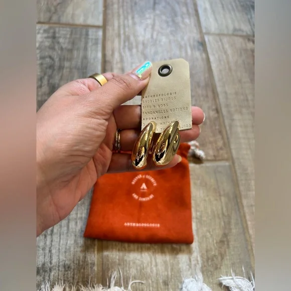NEW NWT Anthropologie The Petra Drop Earrings: Chunky Edition - Picture 4 of 7